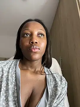 Snapshot of kellya_ chatting on May 16, 12:18 am kellya online show from May 16, 12:18 am