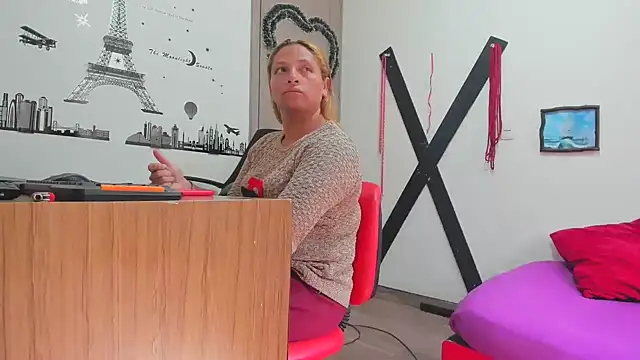 hotandfierylatinos2023 online show from January 14, 2:00 pm