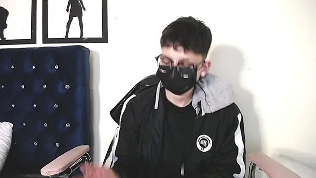 Snapshot of _Thomas_hot_ chatting on September 26, 3:43 am Thomas hot online show from September 26, 3:43 am