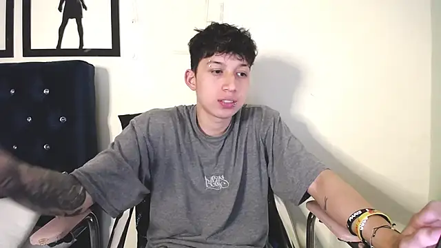 Snapshot of _Thomas_hot_ chatting on October 21, 1:50 am Thomas hot online show from October 21, 1:50 am