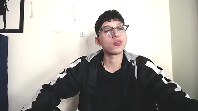 Snapshot of _Thomas_hot_ chatting on November 19, 12:05 pm Thomas hot online show from November 19, 12:05 pm