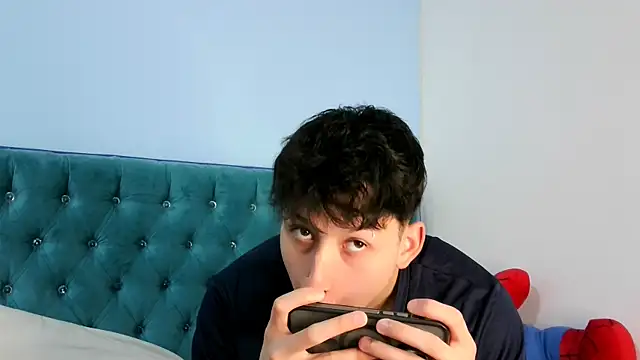 Snapshot of _Thomas_hot_ chatting on January 10, 1:51 am Thomas hot online show from January 10, 1:51 am