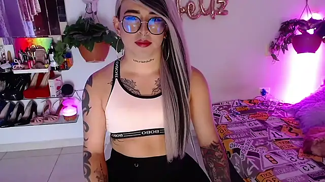 Laveneno ortiz07 online show from November 18, 12:05 am