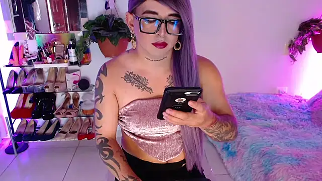 Laveneno ortiz07 online show from May 14, 10:49 pm