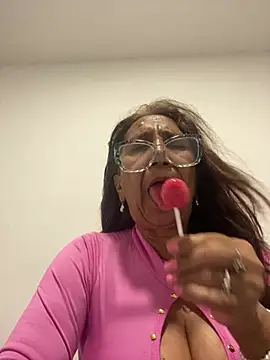 SWEET LOVER01 online show from March 22, 11:41 pm