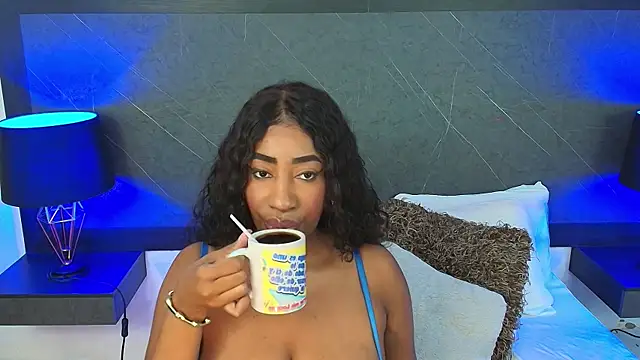 charlottebrowns  online show from February 9, 1:46 pm