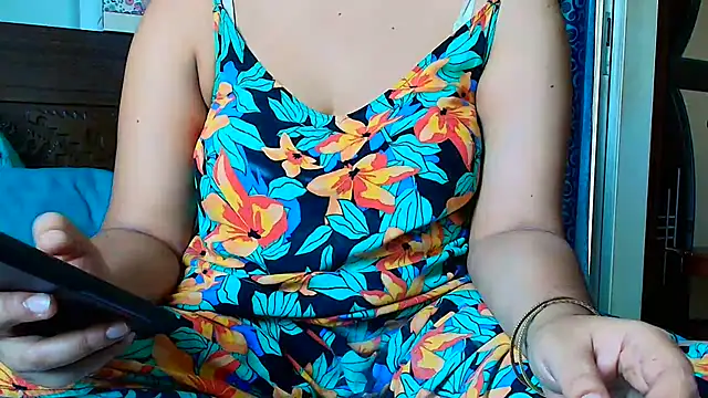 Hotty  Baby online show from October 26, 8:20 am