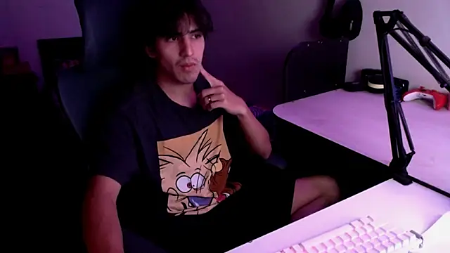 Snapshot of Thieves9 chatting on February 22, 5:44 am Thieves9 online show from February 22, 5:44 am