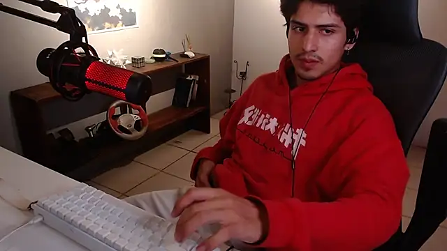 Snapshot of Thieves9 chatting on February 14, 5:48 am Thieves9 online show from February 14, 5:48 am