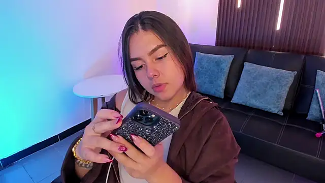 ArianaBaker online show from December 14, 3:39 pm