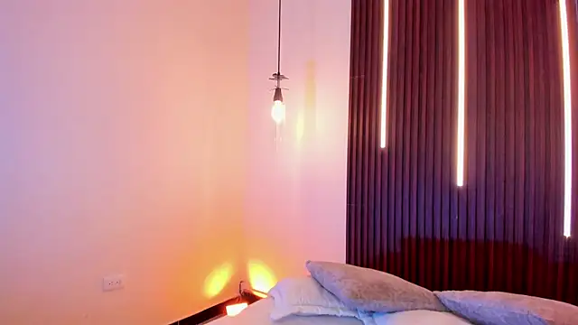 ArianaBaker online show from April 4, 3:53 pm