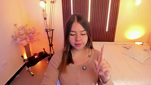 ArianaBaker online show from April 28, 1:38 pm