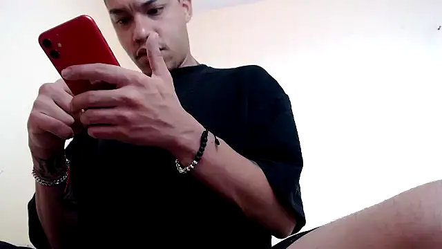 Osiiriis online show from January 24, 2:51 pm