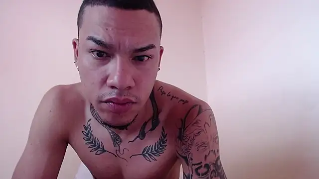 Osiiriis online show from February 11, 2:57 pm