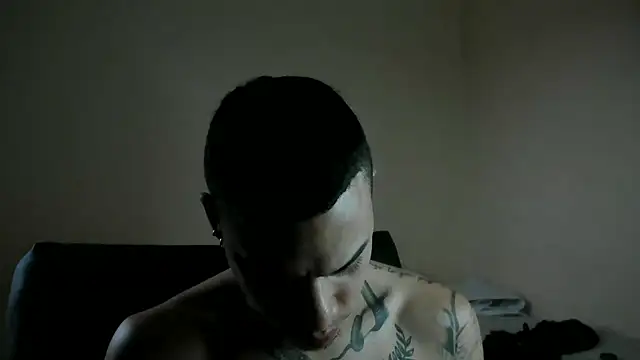 Osiiriis online show from February 17, 9:30 pm