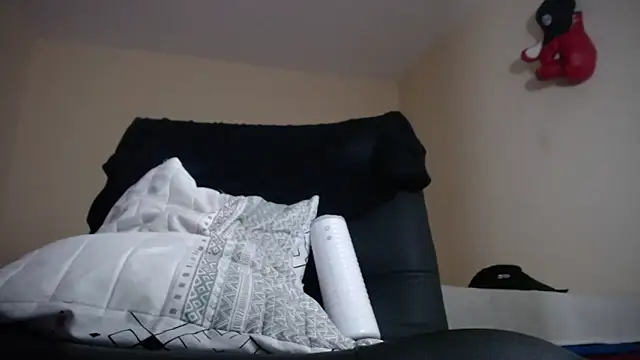 Osiiriis online show from February 22, 12:16 am