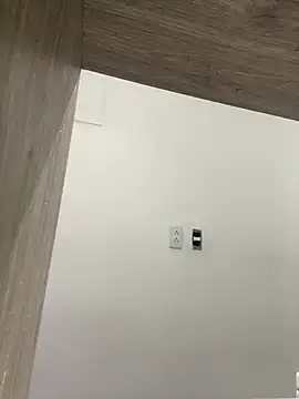 Osiiriis online show from February 25, 1:06 pm