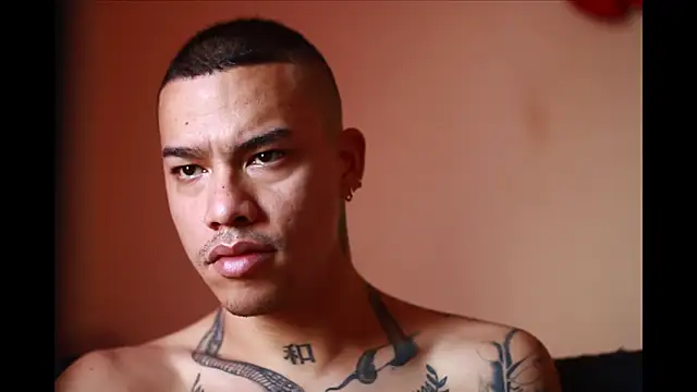 Osiiriis online show from March 8, 6:37 pm