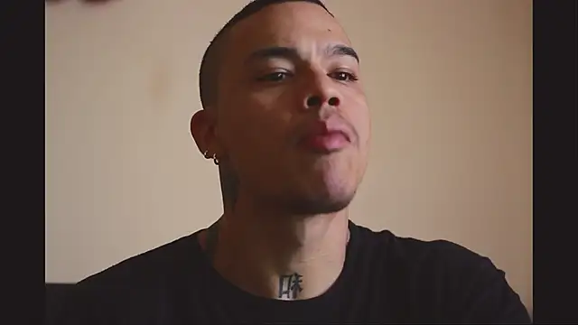 Osiiriis online show from March 11, 1:01 pm