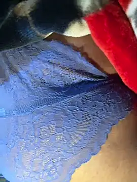 Snapshot of Bongcrush_3 chatting on January 24, 11:12 pm Bongcrush 3 online show from January 24, 11:12 pm