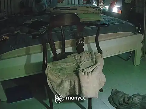 Snapshot of long18cmHFxxx chatting on October 7, 7:27 am long18cmHFxxx online show from October 7, 7:27 am