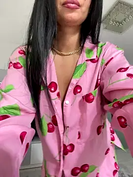  adelle online show from September 18, 10:28 am