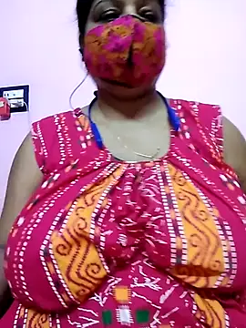 Snapshot of Kayra_34 chatting on September 27, 3:28 pm Kayra 34 online show from September 27, 3:28 pm