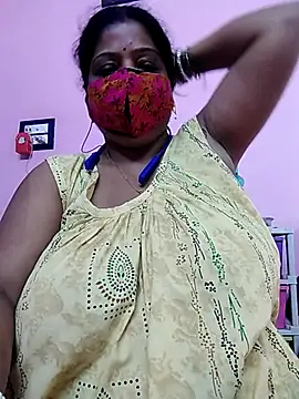 Snapshot of Kayra_34 chatting on October 6, 3:26 am Kayra 34 online show from October 6, 3:26 am