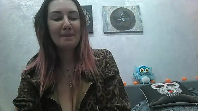 BlueXOwl online show from December 18, 5:30 pm