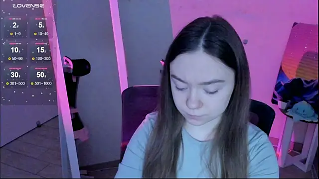 Snapshot of Florence_meow chatting on January 10, 7:32 am Florence meow online show from January 10, 7:32 am