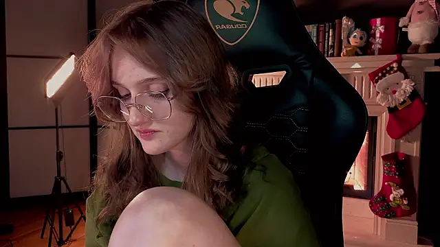 ELLIEJAY online show from December 2, 3:58 am