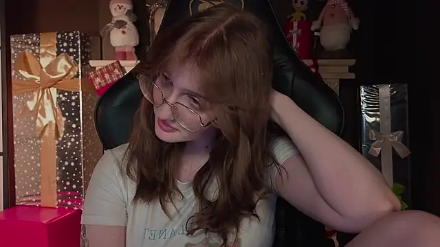 ELLIEJAY online show from December 5, 2:31 am