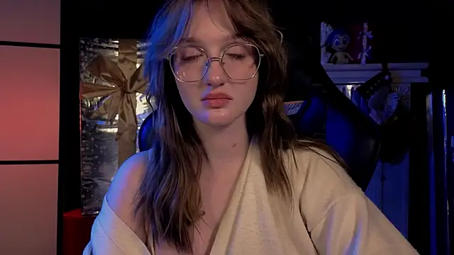 ELLIEJAY online show from December 31, 12:00 am