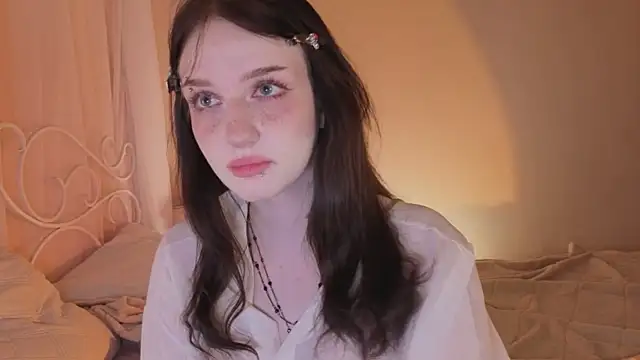 ELLIEJAY online show from October 19, 5:30 am