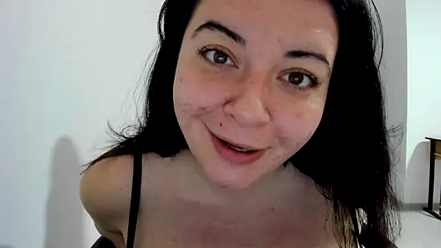 amiraisa11 online show from March 22, 3:31 pm