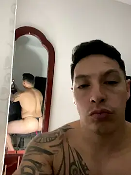 Snapshot of milangym127 chatting on December 17, 5:13 am milangym127 online show from December 17, 5:13 am