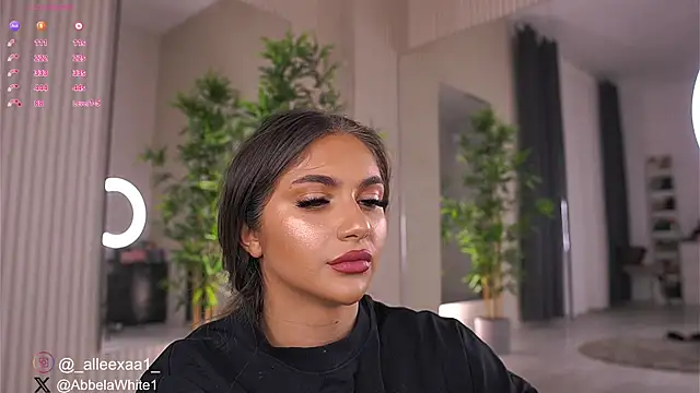 VanessaSimon online show from February 12, 6:40 am