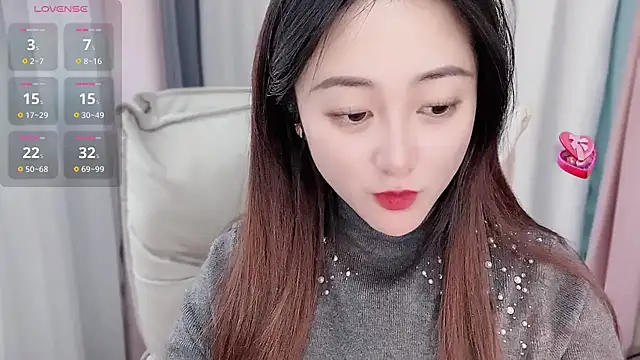 Liiniie-Lovers online show from January 1, 1:26 am