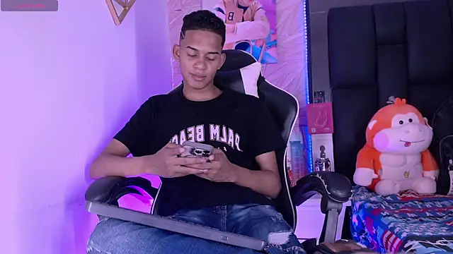 dilan alfonzo online show from May 5, 4:09 am
