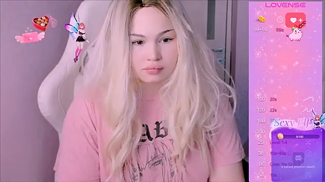 Snapshot of MissClarks chatting on December 28, 1:17 pm MissClarks online show from December 28, 1:17 pm