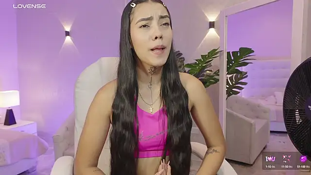 Snapshot of miagomezweb1 chatting on September 19, 1:01 pm miagomezweb1 online show from September 19, 1:01 pm