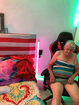 Snapshot of Grandma_Mature23 chatting on March 13, 3:22 am Grandma Mature23 online show from March 13, 3:22 am