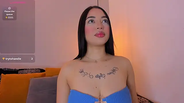 Snapshot of AnthonellaSweet chatting on October 7, 11:51 am AnthonellaSweet online show from October 7, 11:51 am