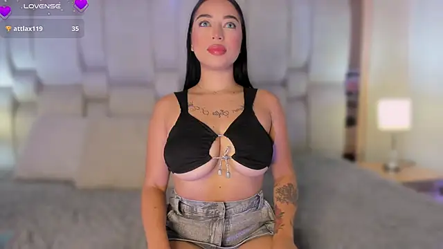 Snapshot of AnthonellaSweet chatting on October 28, 11:36 am AnthonellaSweet online show from October 28, 11:36 am