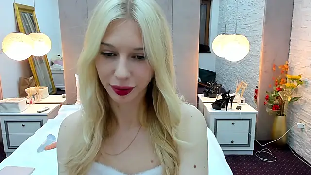 Snapshot of Yanna_miana chatting on December 24, 5:13 pm Yanna miana online show from December 24, 5:13 pm