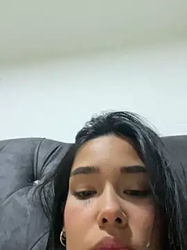 Snapshot of Alexsa_V chatting on March 19, 1:32 am Alexsa V online show from March 19, 1:32 am