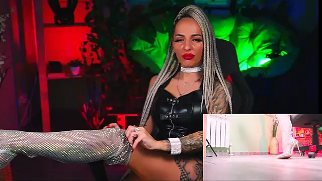MonicaMaxwel online show from January 29, 5:02 pm