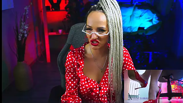 MonicaMaxwel online show from January 30, 6:21 pm