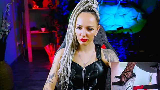 MonicaMaxwel online show from January 31, 6:36 pm