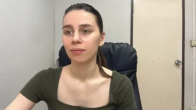 SassyJessi online show from February 7, 7:40 am